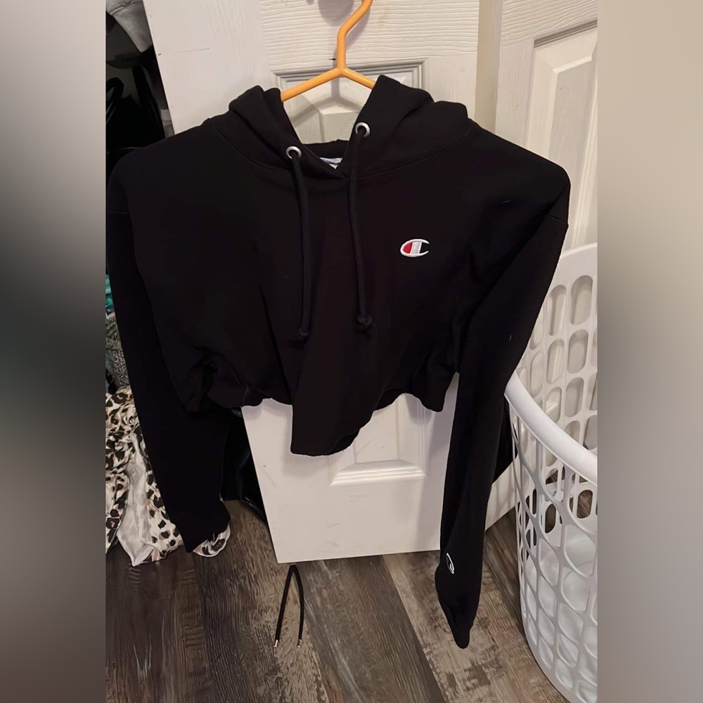 Cropped champion hoodie